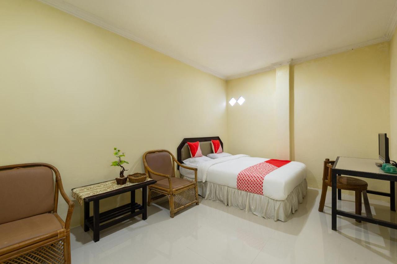 Oyo 1966 Bromo Hill Hotel Probolinggo Exterior photo